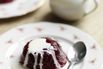 Raspberry and blackcurrant jelly